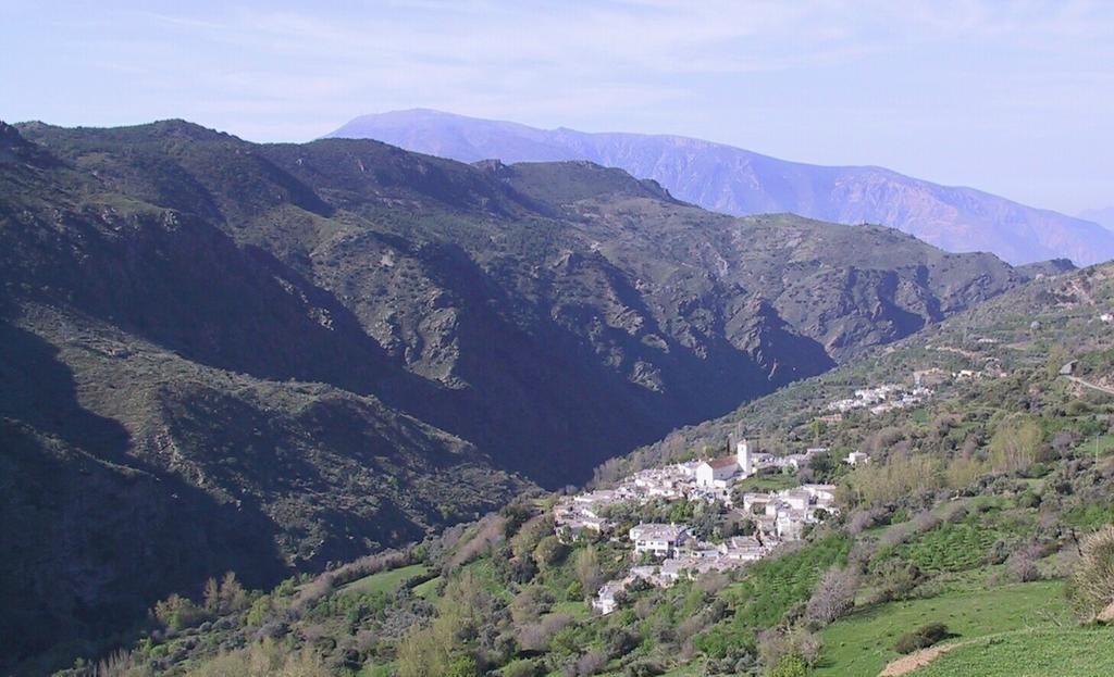 Sierra Y Mar Bed & Breakfast Ferreirola Exterior photo